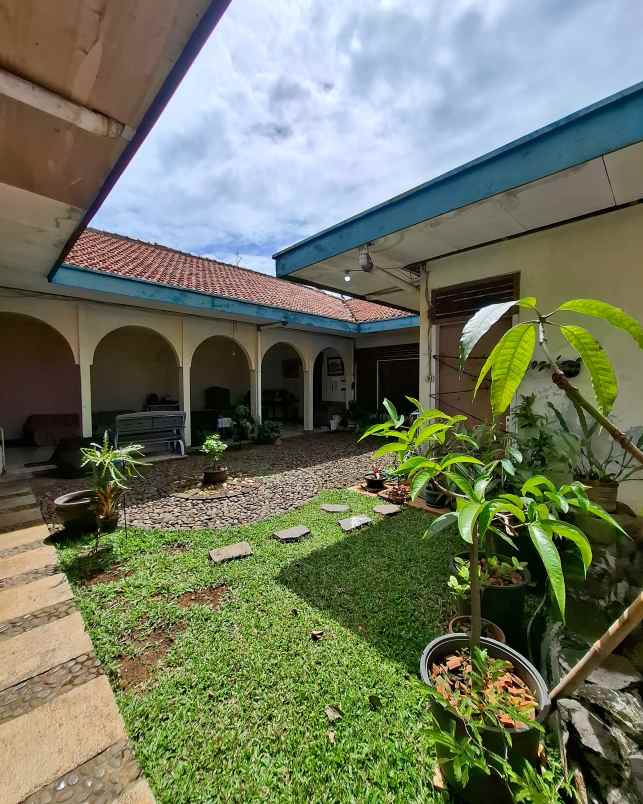 rumah lama hitung tanah kotak di pondok pinang jaksel