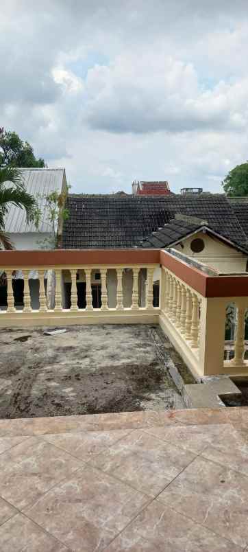 rumah luas dan lebar lokasi polowijen