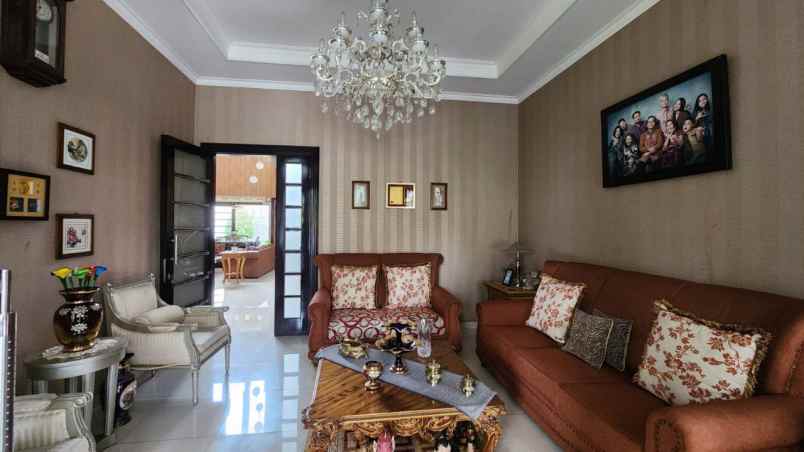 rumah lux murah di cimanuk sayap riau bandung