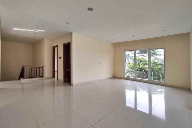 rumah mewah 3 lantai shm area bogor nirwana residence
