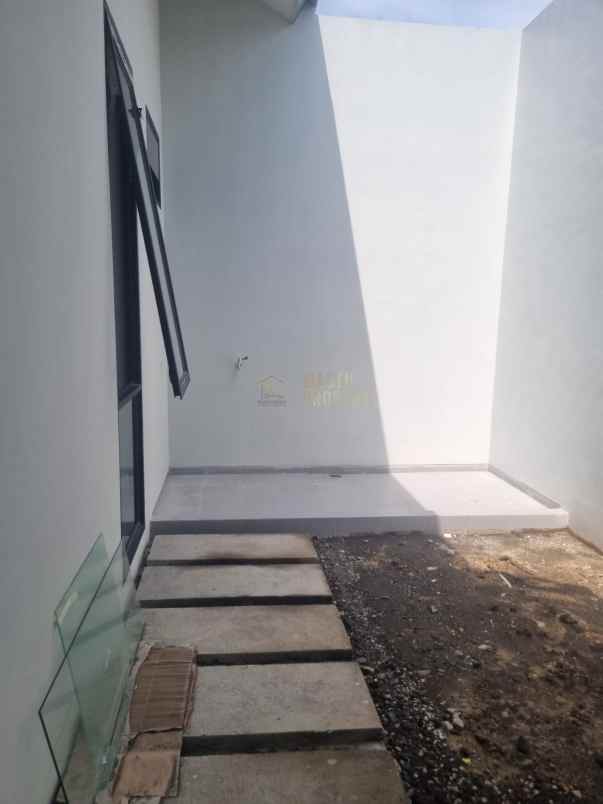 rumah mewah harga murah dijual di godean sleman