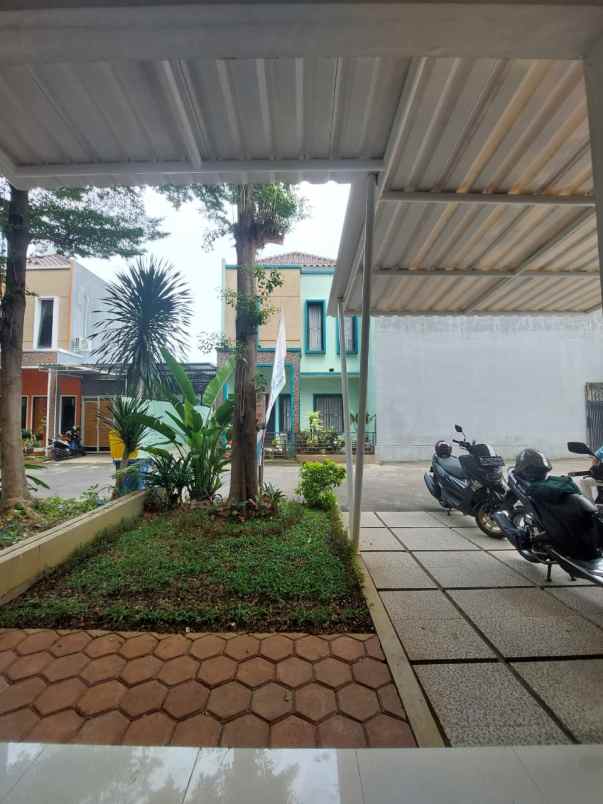 rumah modern minimalis dalam cluster di ciracas jaktim