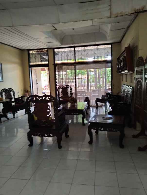 rumah muradi manyaran semarang barat