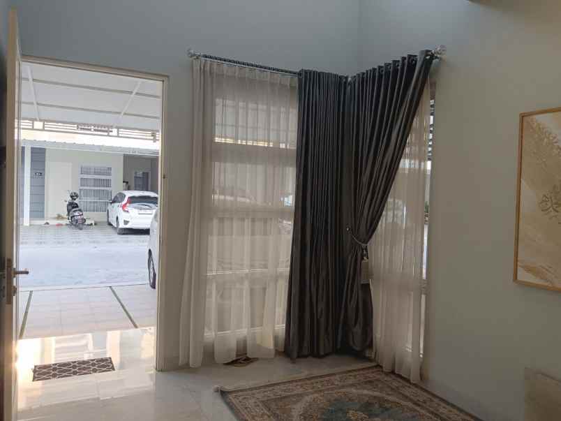 rumah premium 2 lantai di pusat kota karawang