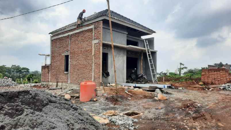 rumah ready dalam cluster di banyumanik semarang