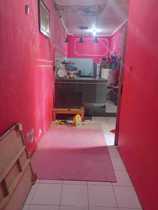 rumah second 2 kontrakan beji depok