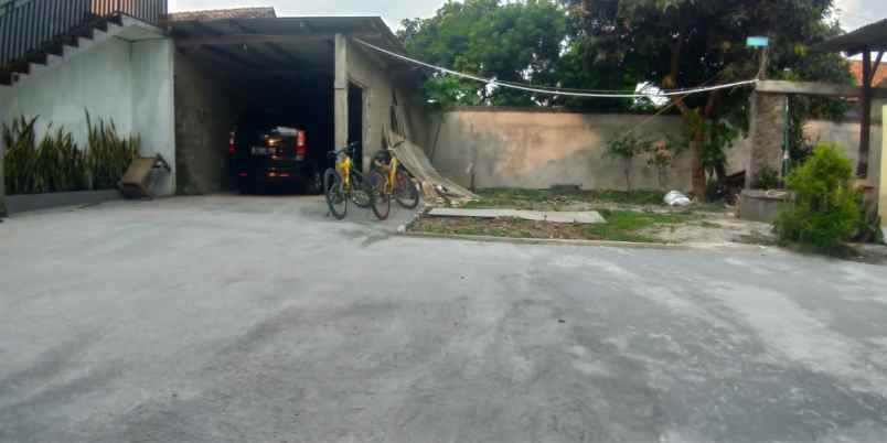 rumah second luas di pondok terong depok