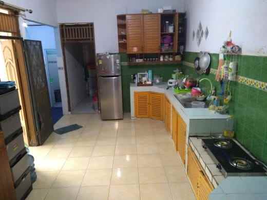 rumah second luas di pondok terong depok