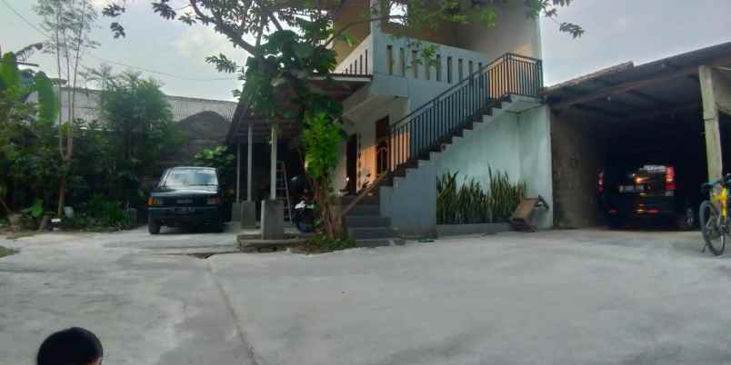 rumah second luas di pondok terong depok