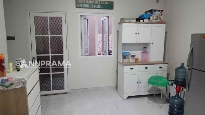 rumah second terawat grogol depok dartin