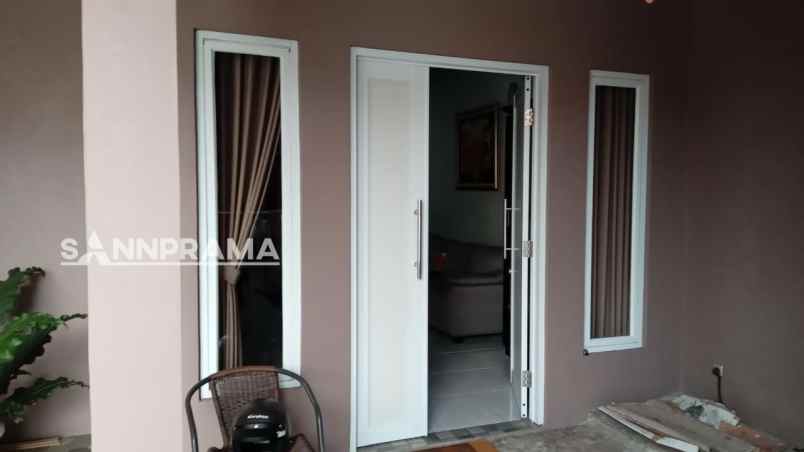 rumah second terawat grogol depok dartin