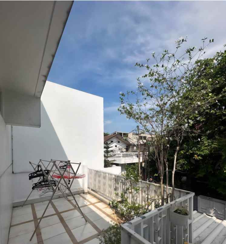 rumah secondary dalam komplek di pondok kelapa jaktim