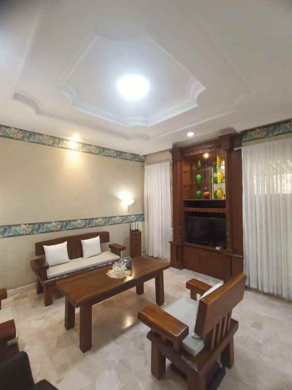 rumah semi furnish tubagus ismail dago bandung