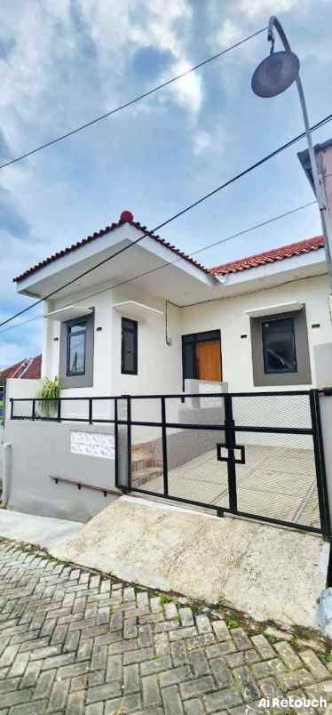 rumah siap huni 1 lantai dekat cyber mall