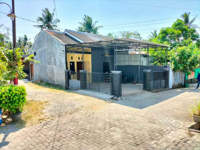 rumah siap huni 300jt an di semarang