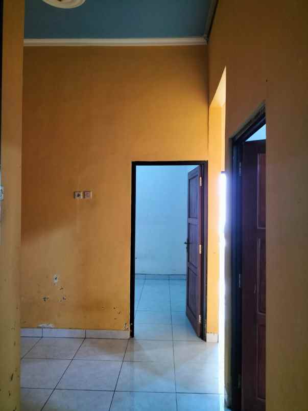 rumah siap huni 300jt an di semarang