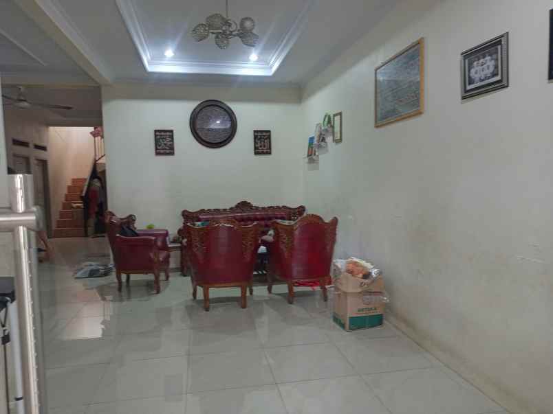 rumah siap huni kukusan beji depok