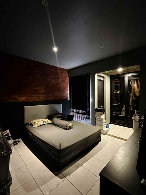 rumah siap huni mewah di gegerkalong kota bandung