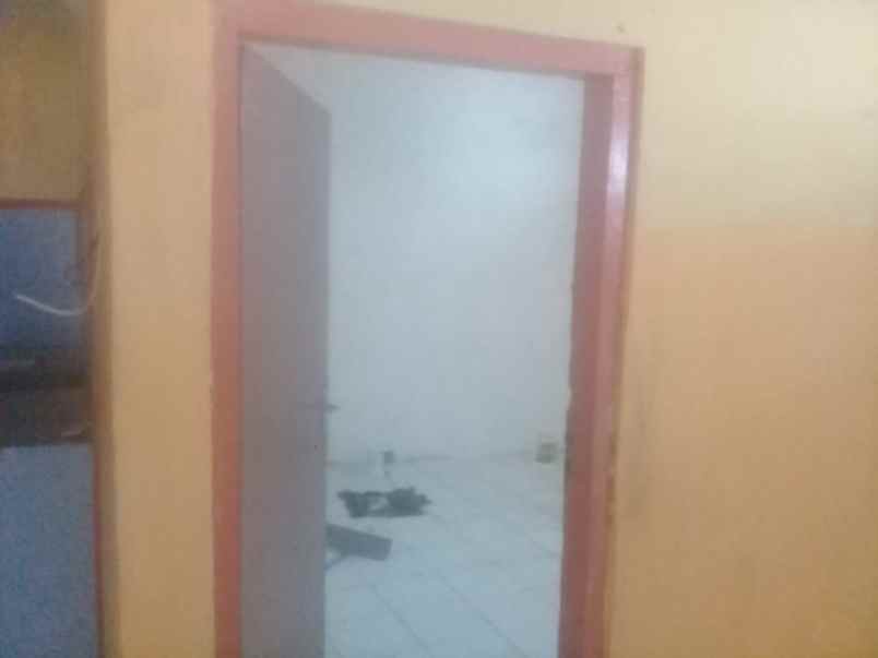 rumah strategis pinggir jln raya utama