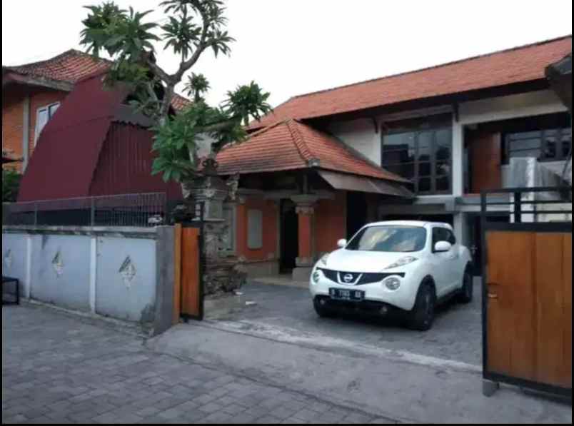 rumah style bali gandapura denpasar timur