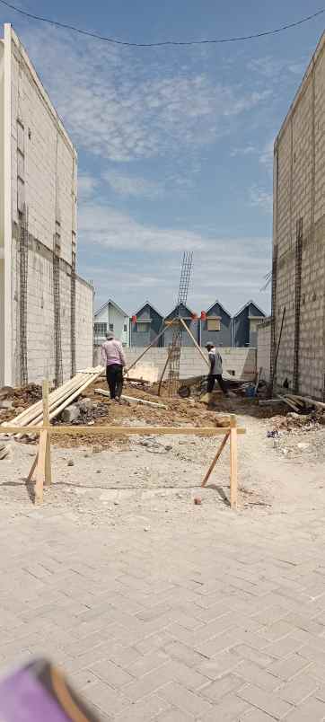 rumah syariah 2lantai minimalis di kota ponorogo