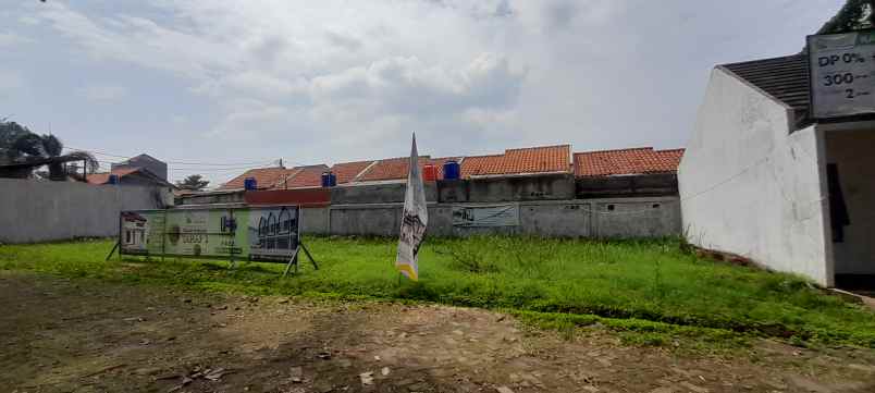 rumah tajur halang dekat tol borr view pegunungan