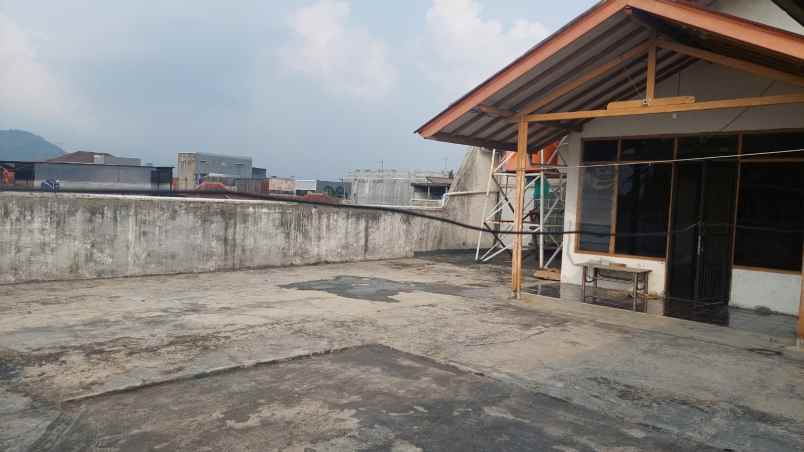 rumah tinggal usaha sayap mainroad sumedang kota