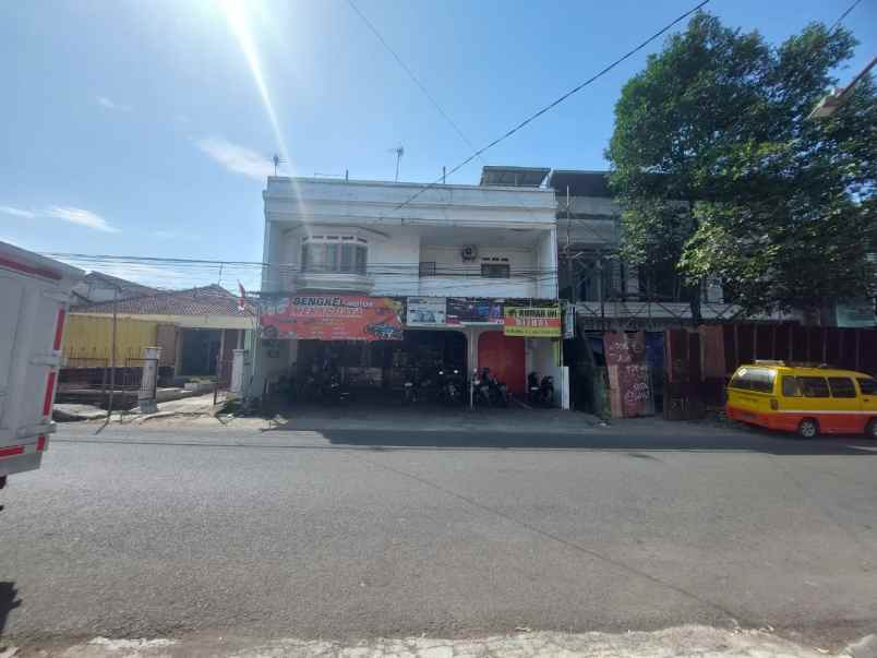 rumah tinggal usaha sayap mainroad sumedang kota