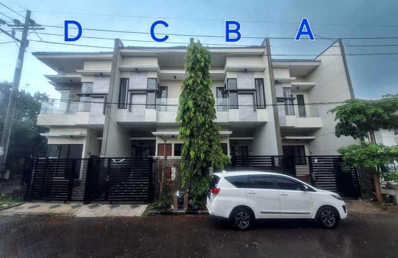 rumah unit a mulyosari prima semi furnish nego