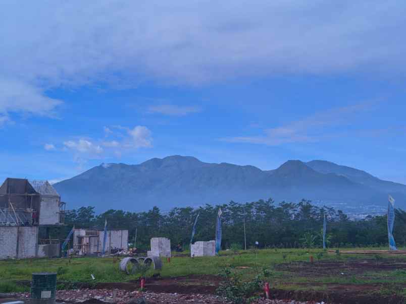 rumah villa karangploso batu malang jawa timur