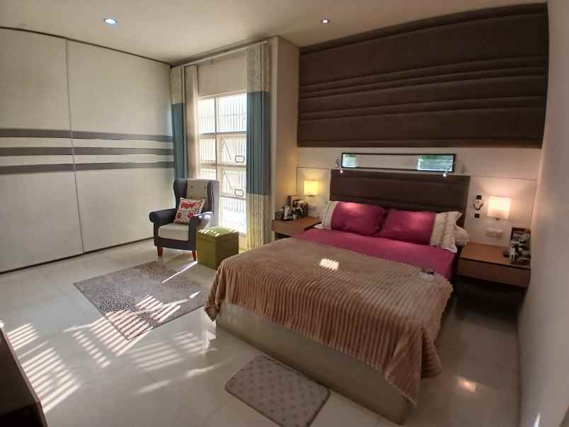 rumah wisma mukti klampis semi furnish surabaya nego