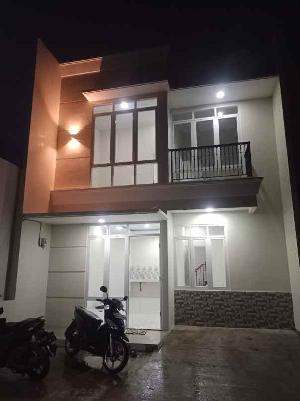 sale rumah ready stock 2 lantai