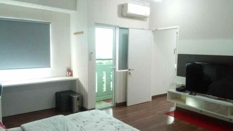 sewa apartemen murah green pramuka city full furnished