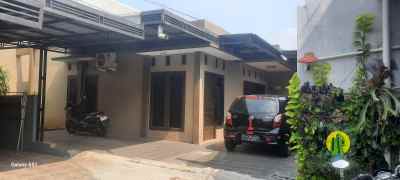 town house nempel taman galaxy prop2461