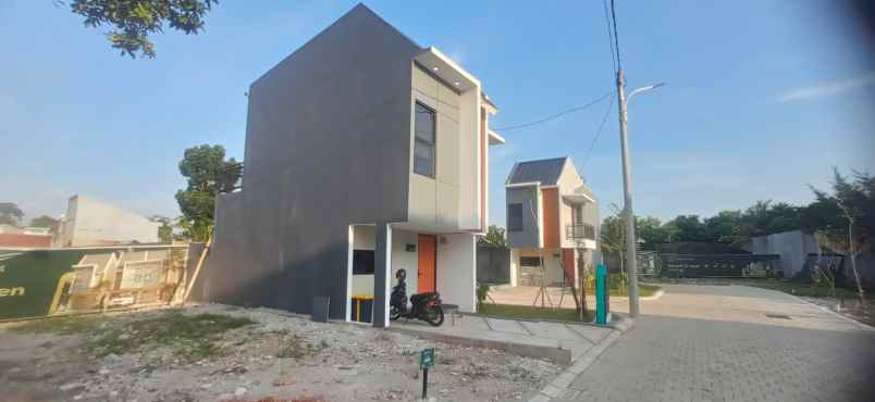 town house nyaman ciomas