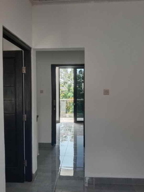 townhouse scandinavian mekarsari cimanggis