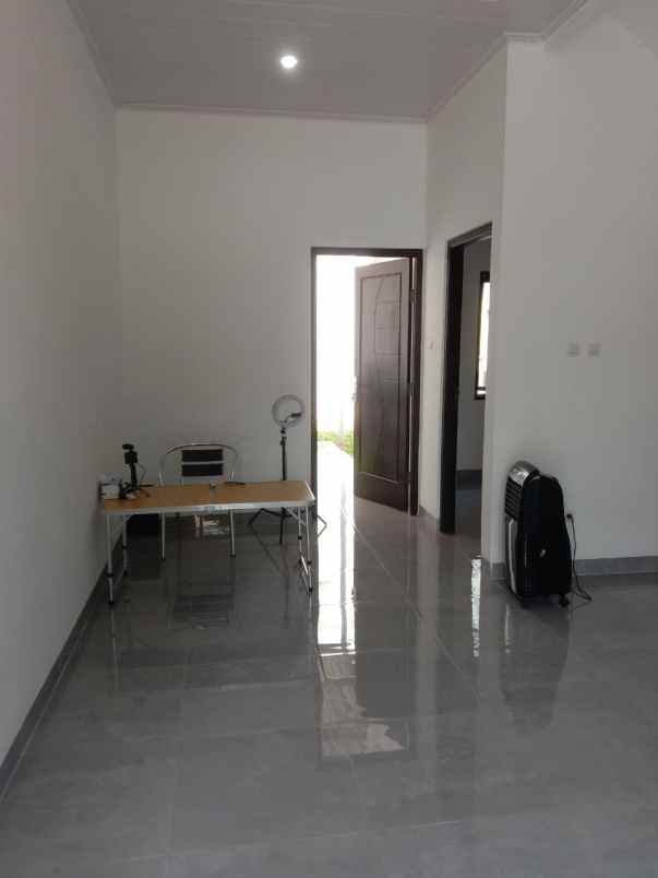 townhouse scandinavian mekarsari cimanggis