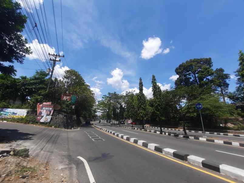 utara ugm tanah plemburan 700 juta nego