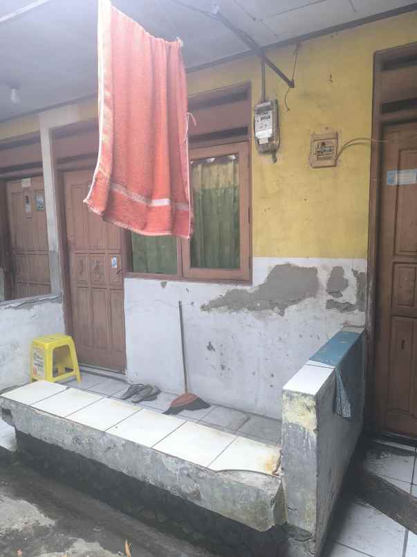 10 pintu kosan di karawaci tangerang dekat rs hermina