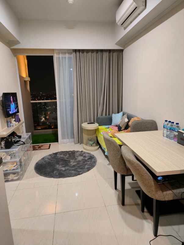 apartemen lrt mth jakarta