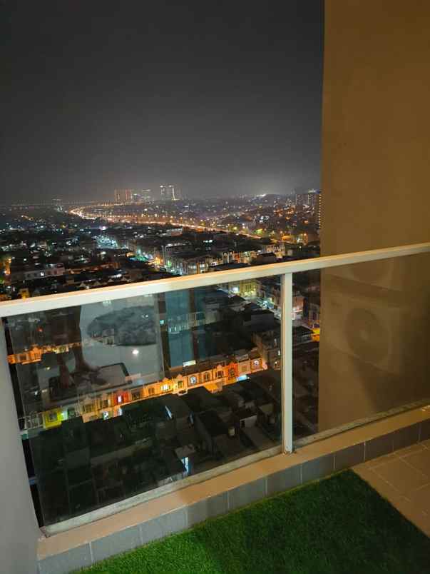 apartemen lrt mth jakarta