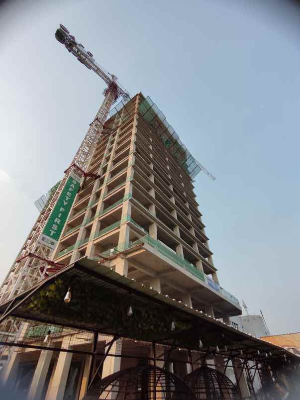 apartemen lrt mth jakarta