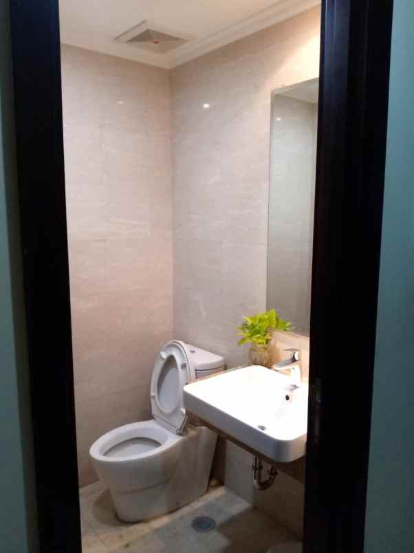 apartemen menteng park tower diamond jakarta pusat