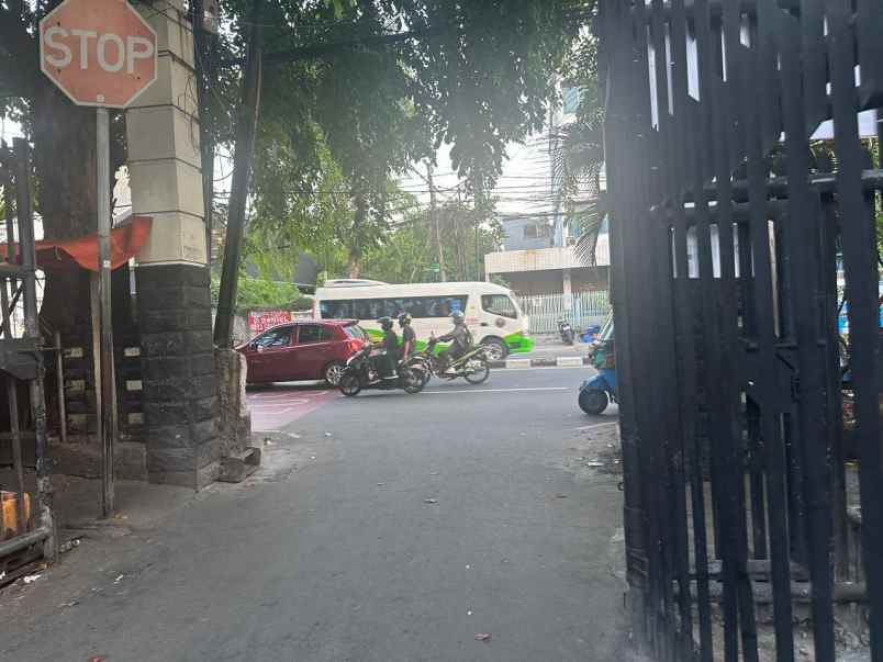 bangunan untuk kosan gudang di mangga besar