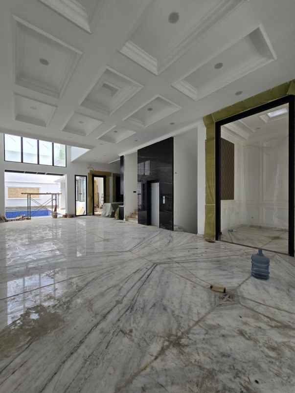 brand new classic modern house tebet jakarta selatan