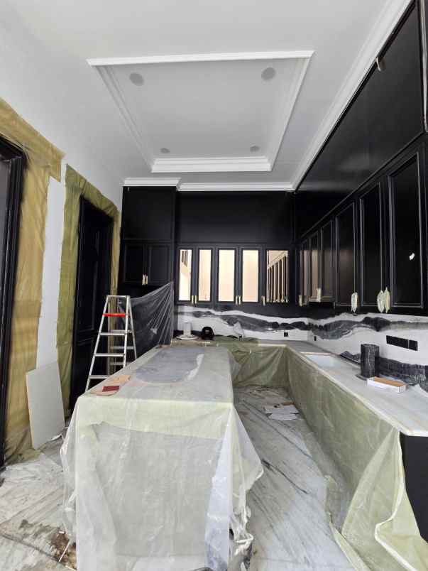 brand new classic modern house tebet jakarta selatan