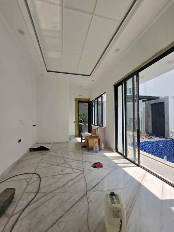 brand new classic modern house tebet jakarta selatan