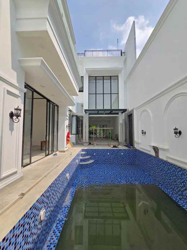 brand new classic modern house tebet jakarta selatan