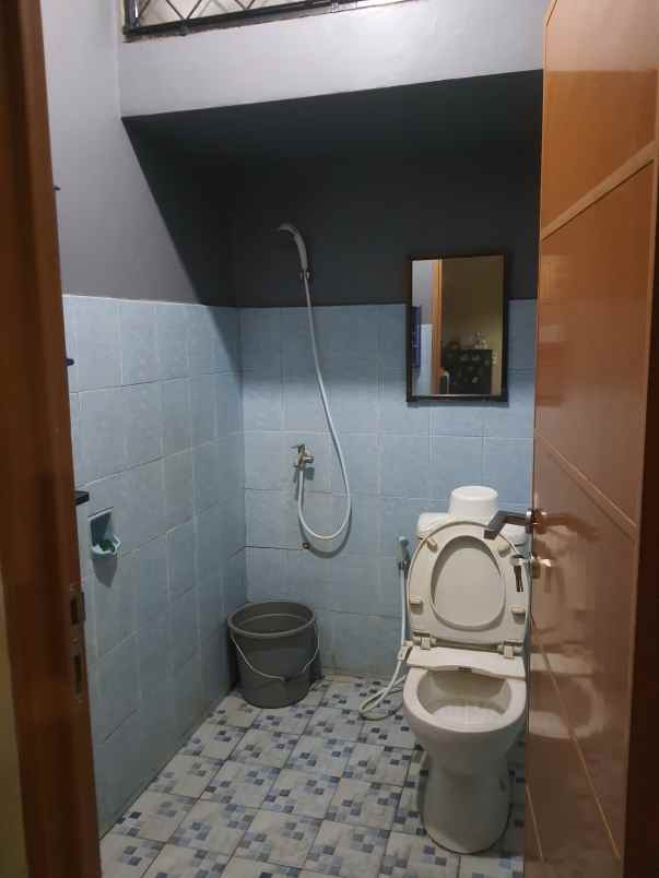 di jual rumah di sektor 5 bintaro