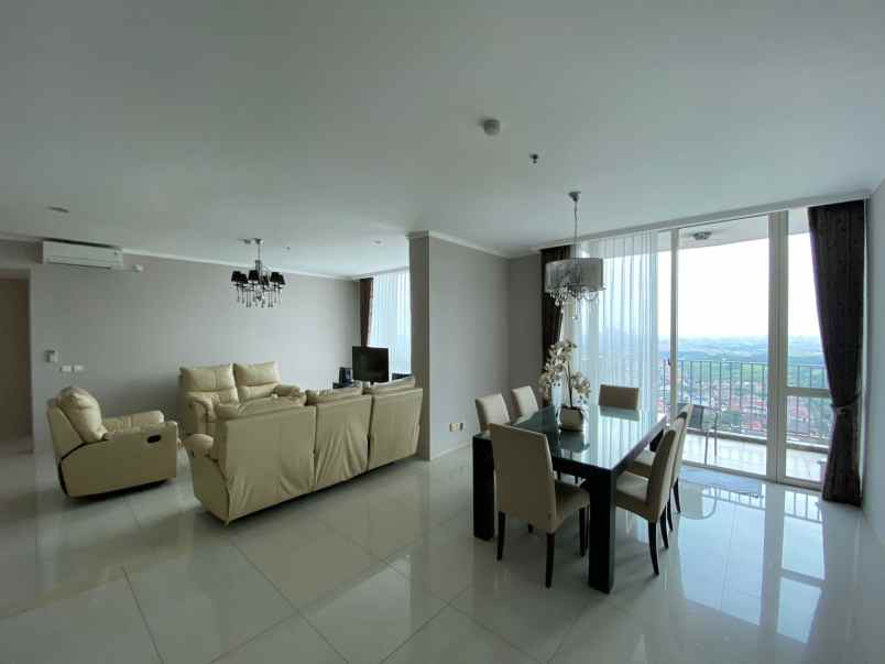 di sewakan apartemen vue ciputra world